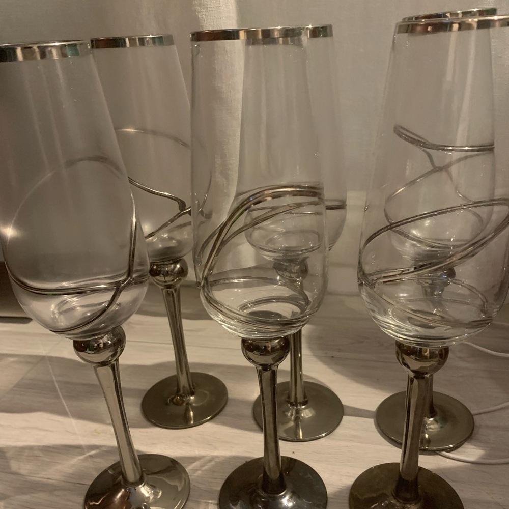Z Gallerie Silver Rim Metallic Spiral Design Wine Glass Set of 6